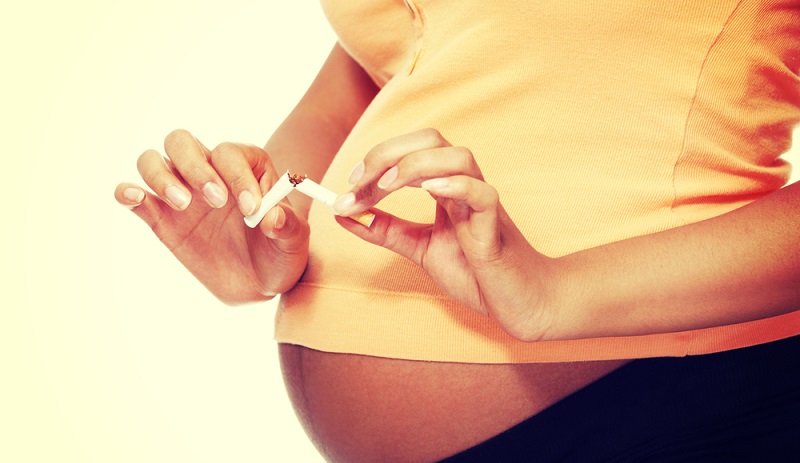 Eine Übertragung von Meningokokken fördern kann auch der tägliche Zigarettenkonsum einer Mutter in der Schwangerschaft.(#02)