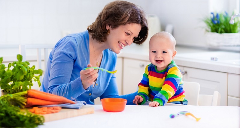 Wie so häufig bei der Entwicklung von Babys und Kleinkindern kann man keine genauen Zahlen oder Termine angeben, wann ein Kind welche Entwicklungsschritte gemacht haben soll. (#02)