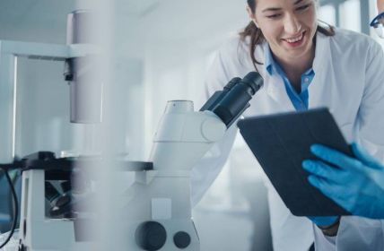 Steigende Sojaproduktion in Brasilien könnte zu erhöhter Krebssterblichkeit bei Kindern (Foto: AdobeStock 402341553 Gorodenkoff)
