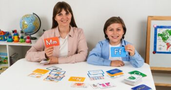 Lernspiele für Vorschulkinder: Vorbereitung auf die Schule ohne Druck (Foto: AdobeStock - Jan - 1743582612)