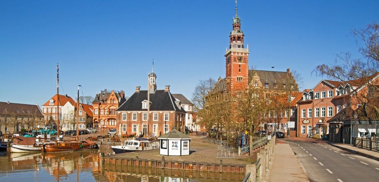 Elführtje Ausbilderfrühstück in Aurich: Praktikumstipps, Networking, Kaffee, Tee, (Foto: AdobeStock - nordenfan - 200111184)