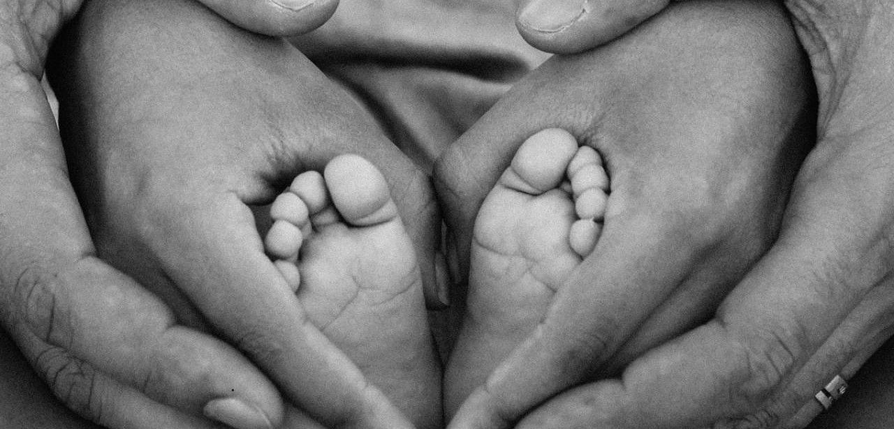Regelmäßiger Kontakt beider Eltern sichert Kindern Geborgenheit und (Foto: ARAG SE)